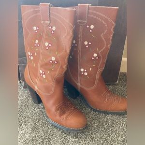 Seychelles leather boots size 7